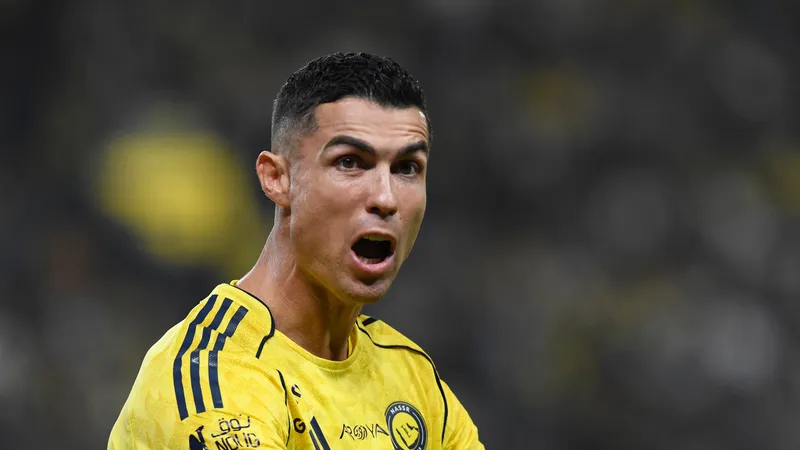 Ronaldo vắng mặt khiến Saudi Pro League đối mặt câu hỏi khó xử
