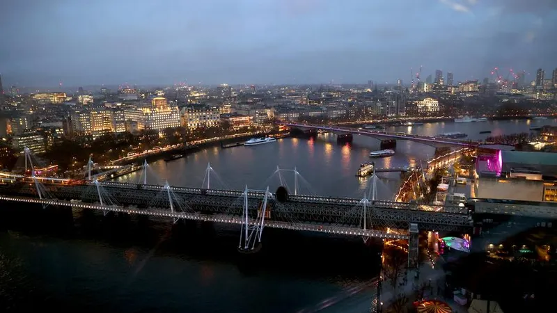 Thành phố thông minh nhất thế giới London. Ảnh: THX