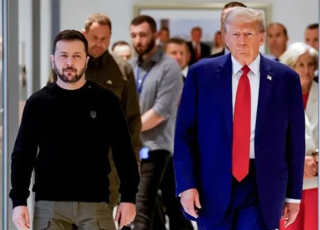Tổng thống Ukraine V.Zelensky và Tổng thống Mỹ D.Trump. Ảnh: REUTERS