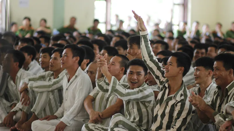 “Gọi tên ngày mới” đến với phạm nhân