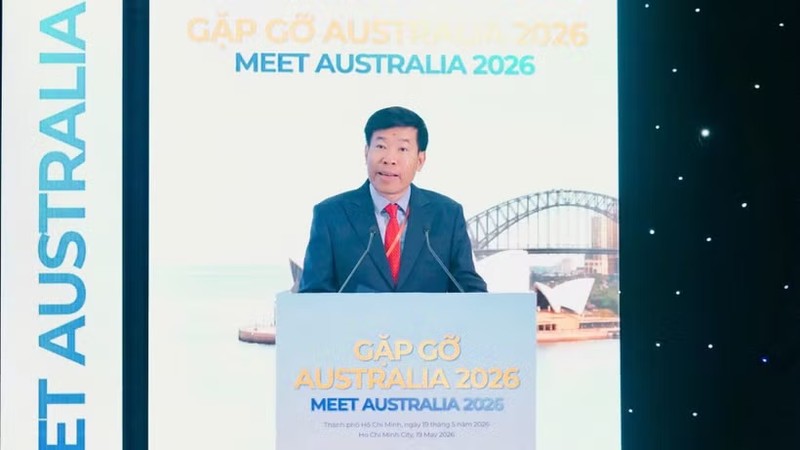 越南外交部副部长阮孟强在活动上致辞。越南外交部供图 