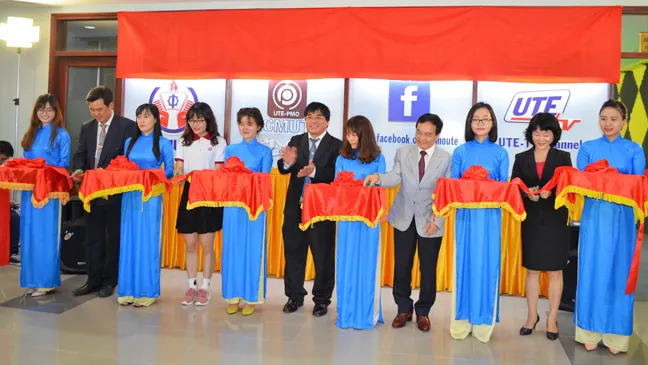 Đại học đầu tiên khánh thành studio và kênh truyền hình 