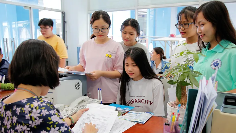 Trường ĐH Công nghiệp Thực phẩm TPHCM công bố điểm sàn xét tuyển từ 15 đến 17 điểm