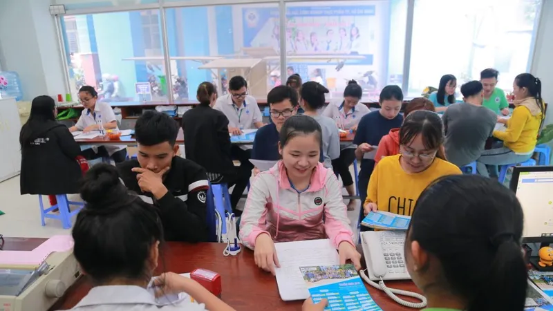Các trường đại học bắt đầu công bố điểm chuẩn 