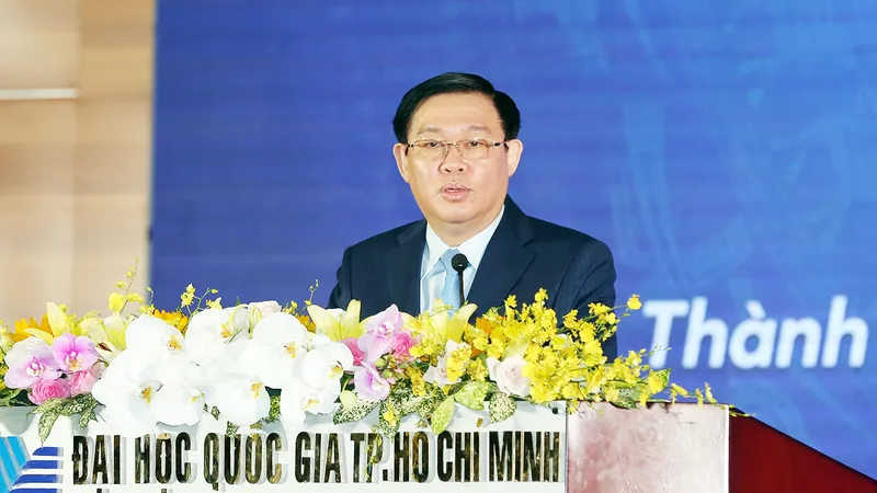  Phó Thủ tướng Vương Đình Huệ phát biểu tại buổi lễ. Ảnh: VGP