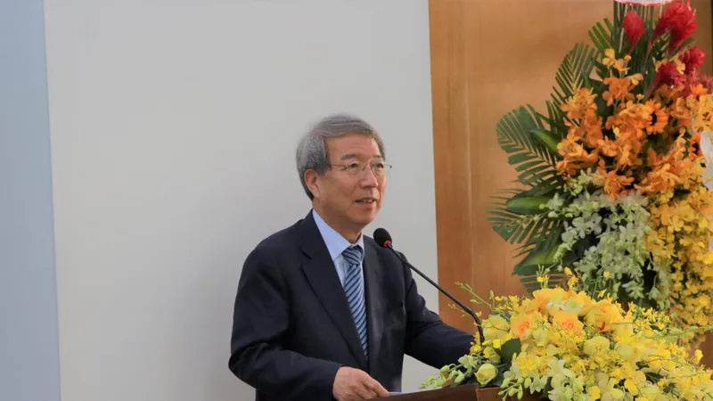 TS Un-Chan Chung, nguyên Thủ tướng Hàn Quốc, nguyên Giám đốc ĐH Quốc gia Seoul chia sẻ về mối quan hệ giữa Việt Nam - Hàn Quốc và kinh nghiệm quản trị đại học tại Trường ĐH Kinh tế TPHCM