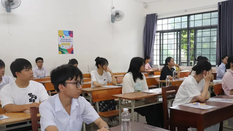 Đề thi và gợi ý đáp án môn Sinh học 