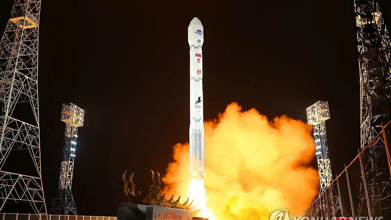 Vệ tinh do thám Malligyong-1. Ảnh: KCNA