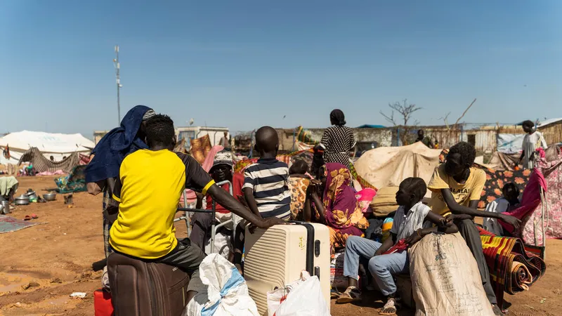 Người dân Nam Sudan di tản do bạo lực. Ảnh: UNHCR