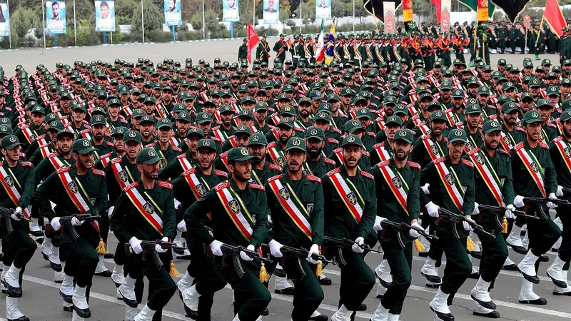 Lực lượng Vệ binh Cách mạng Hồi giáo Iran. Ảnh: Britannica 