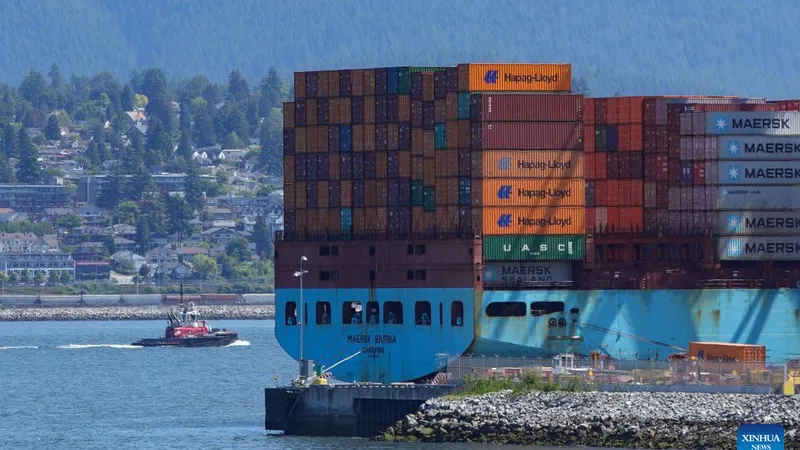 Cảng Vancouver ở Canada. Ảnh: XINHUA 