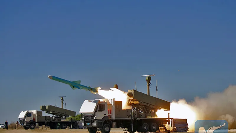 Iran diễn tập phòng thủ tên lửa. Ảnh: XINHUA 