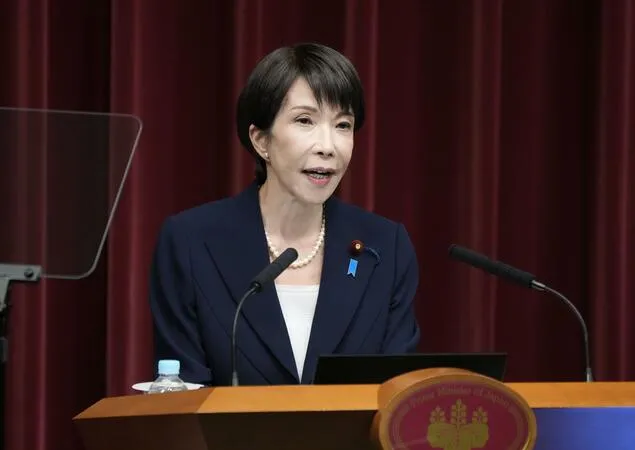 Thủ tướng Nhật Bản Sanae Takaichi tuyên bố sẽ giải tán Hạ viện vào ngày 19-1. Ảnh: KYODO