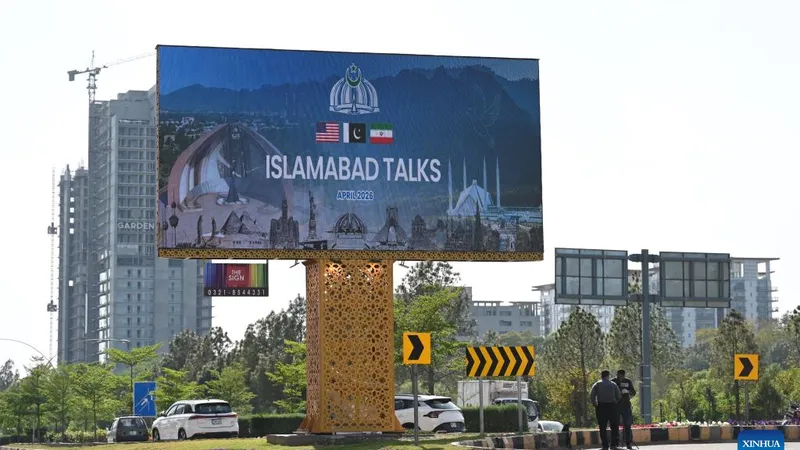 Thủ đô Islamabad của Pakistan tăng cường an ninh trước thềm diễn ra đàm phán Mỹ-Iran. Ảnh: XINHUA 
