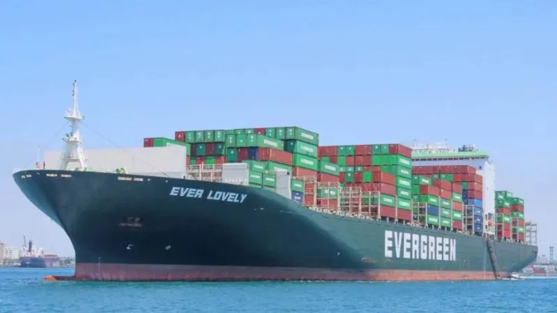 Tàu M/V Ever Lovely. Ảnh: VESSEL FINDER 