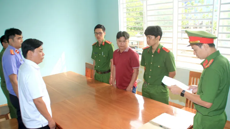 Bình Phước: Bắt tạm giam giám đốc công ty buôn lậu hàng ngàn tấn hạt điều