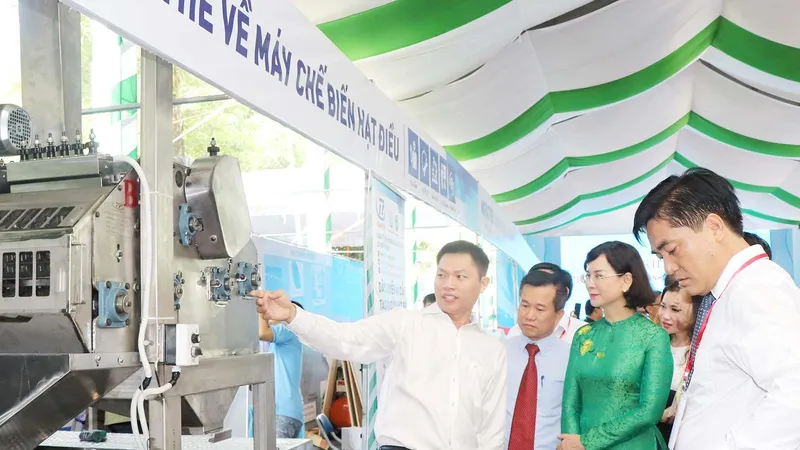 Bình Phước: Khai mạc Techmart chuyên ngành điều 
