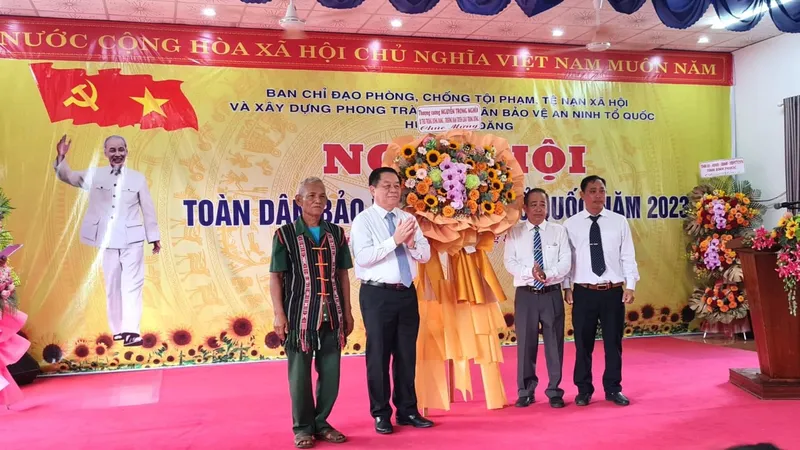Giáo dục truyền thống yêu nước, lòng tự hào dân tộc 