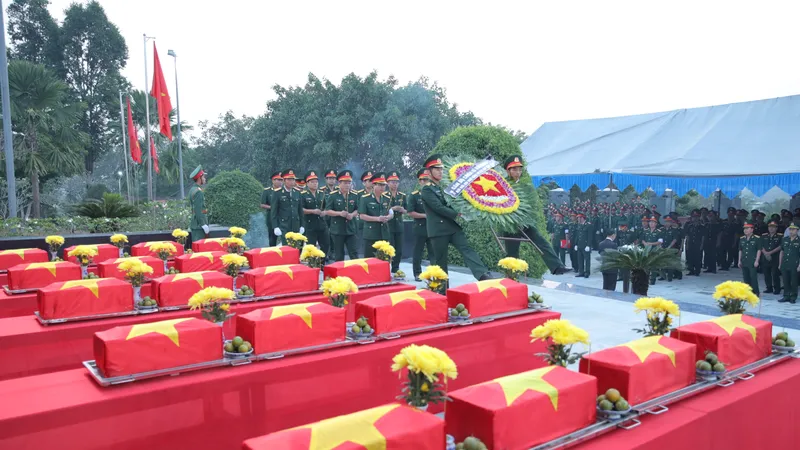 Bình Phước: Truy điệu, an táng 43 hài cốt liệt sĩ hy sinh tại Campuchia