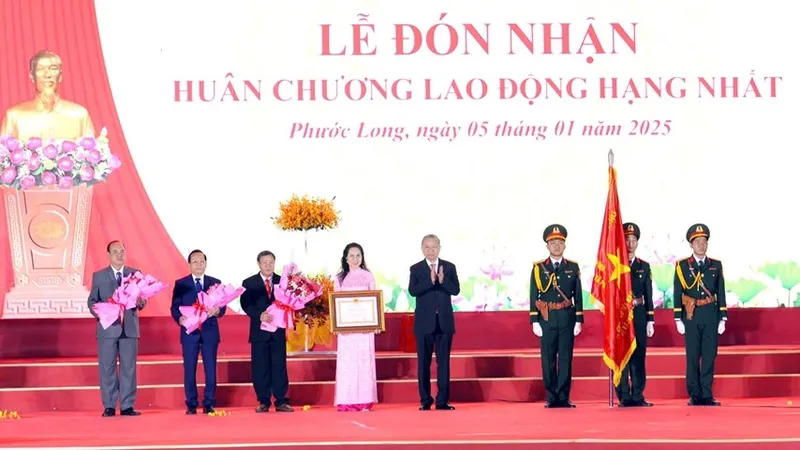 Tỉnh Bình Phước long trọng tổ chức Lễ kỷ niệm 50 năm Ngày Giải phóng Phước Long