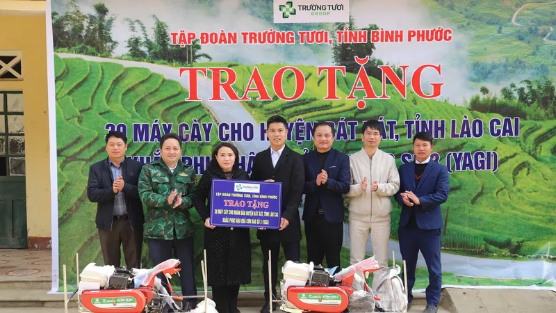 Tập đoàn Trường Tươi tặng 30 máy làm đất cho bà con bị ảnh hưởng bão Yagi