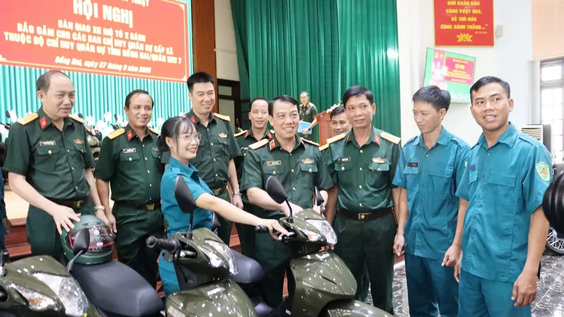 Tăng cường phương tiện cho lực lượng vũ trang cấp xã ở Đồng Nai