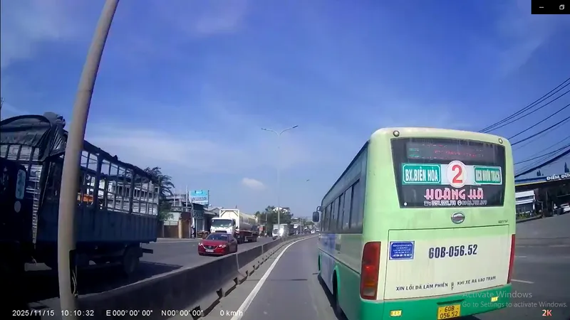 Đình chỉ, cắt thưởng của tài xế xe buýt “cắt đầu” ô tô trên quốc lộ 51