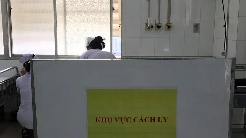 Ngành y tế Bình Thuận đang theo dõi, cách ly 2 trường hợp nghi nhiễm virus Corona