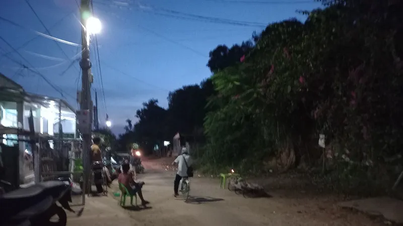 Đến tối ngày 8-11, gia đình đang tổ chức hậu sự cho 2 em nhỏ bị đuối nước thương tâm. Ảnh: NDCC