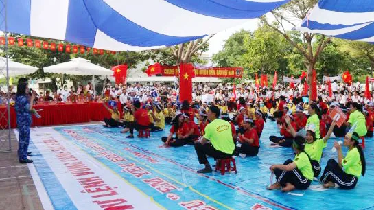 Sôi nổi cuộc thi "Em yêu biển đảo quê hương" với sự tham gia của các em học sinh TP Phan Thiết.
