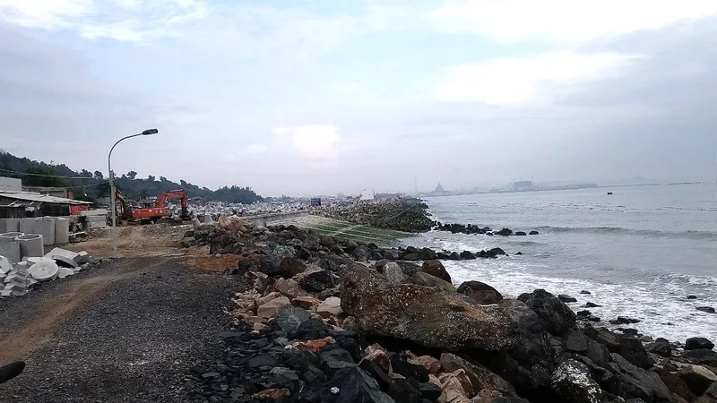 Khu vực kè dài 350m bị xây sai vị trí