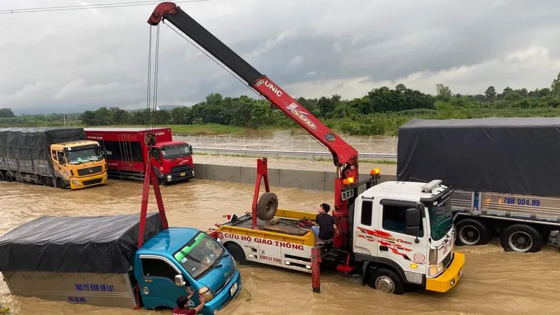 Vụ cao tốc Phan Thiết - Dầu Giây bị ngập: Số liệu điều tra thủy văn có vấn đề?