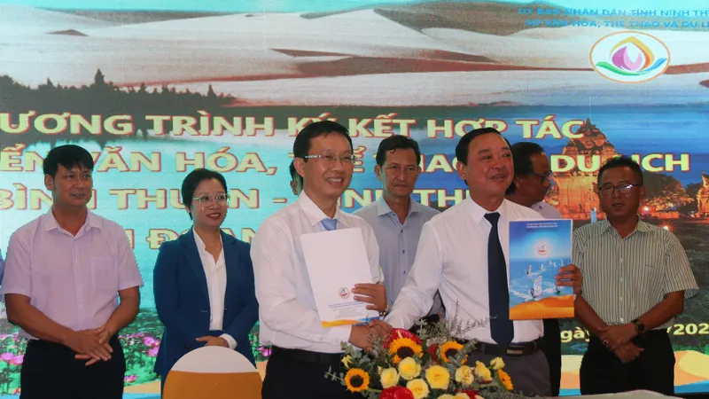 Tận dụng đường cao tốc, Bình Thuận và Ninh Thuận "bắt tay" phát triển du lịch