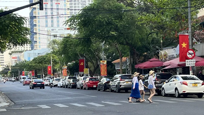 TP Nha Trang xử lý dứt điểm tình trạng tái lấn chiếm vỉa hè, lòng đường