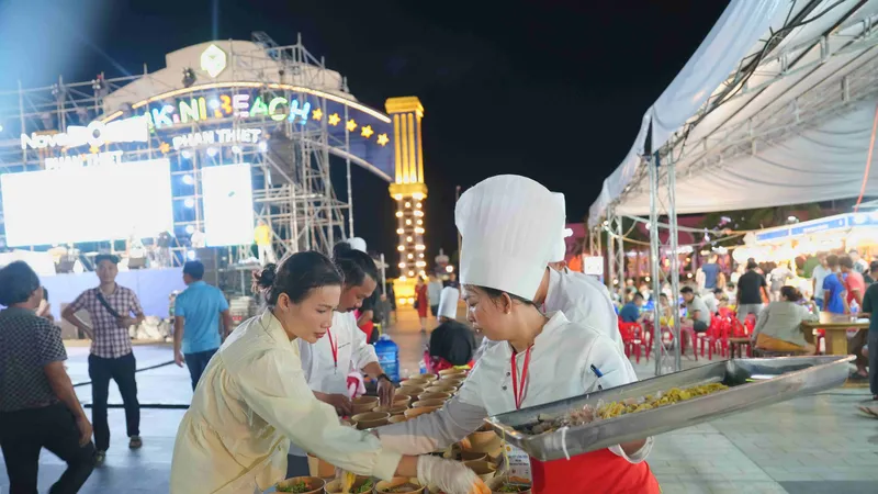 Vinh danh "Lẩu thả Phan Thiết"