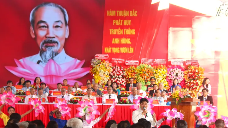 Huyện Hàm Thuận Bắc (tỉnh Bình Thuận) long trọng tổ chức Lễ kỷ niệm 50 năm Ngày Giải phóng Hàm Thuận