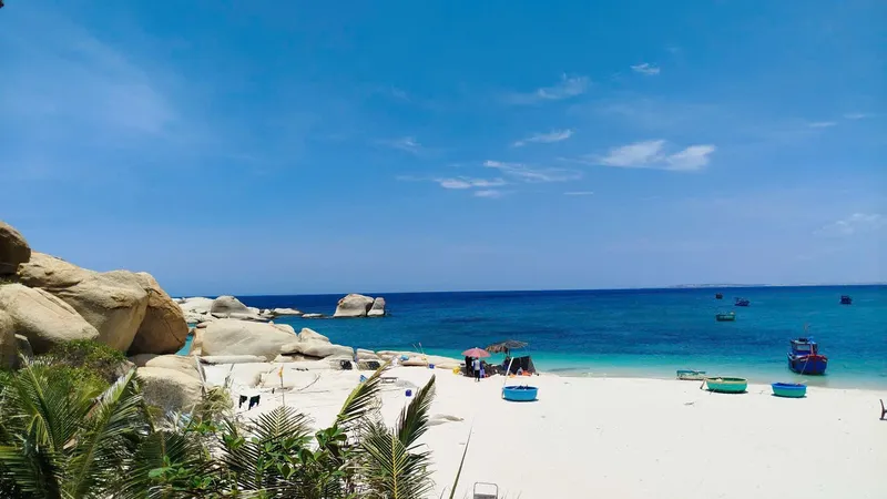 Vẻ đẹp hoang sơ ở đảo Hòn Cau