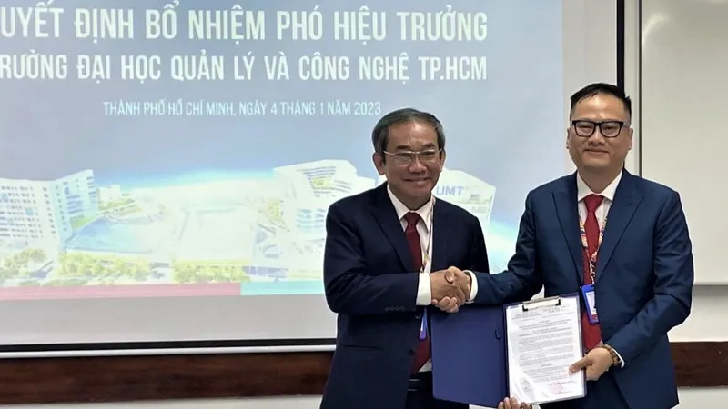PGS-TS Hồ Thanh Phong làm Phó Hiệu trưởng UMT