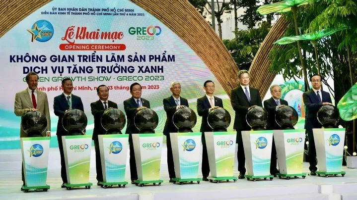 Khai mạc triển lãm tăng trưởng xanh trong khuôn khổ Diễn đàn Kinh tế TPHCM