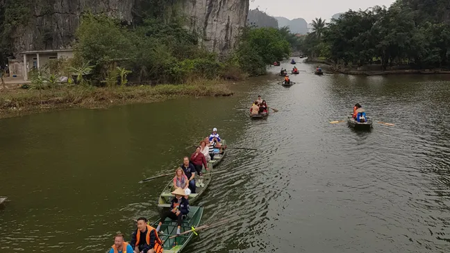Quần thể danh thắng Tràng An bị xâm phạm nghiêm trọng 