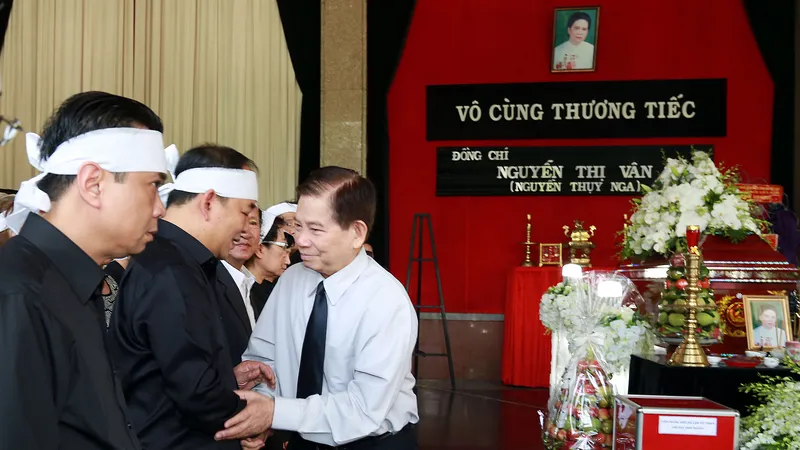 Thương tiếc nhà báo Nguyễn Thị Vân, phu nhân cố Tổng Bí thư Lê Duẩn