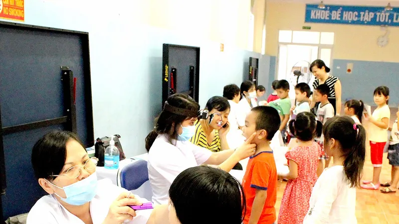 Trích kinh phí chăm sóc sức khỏe ban đầu ở trường học ra sao?