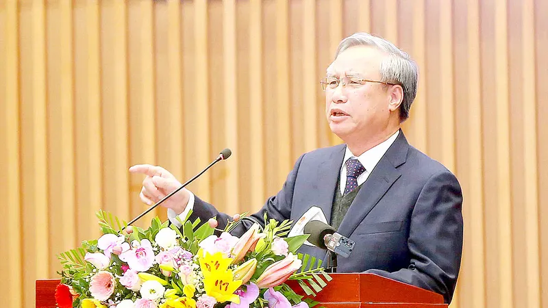 Thường trực Ban Bí thư Trần Quốc Vượng phát biểu chỉ đạo hội nghị. Ảnh: TTXVN