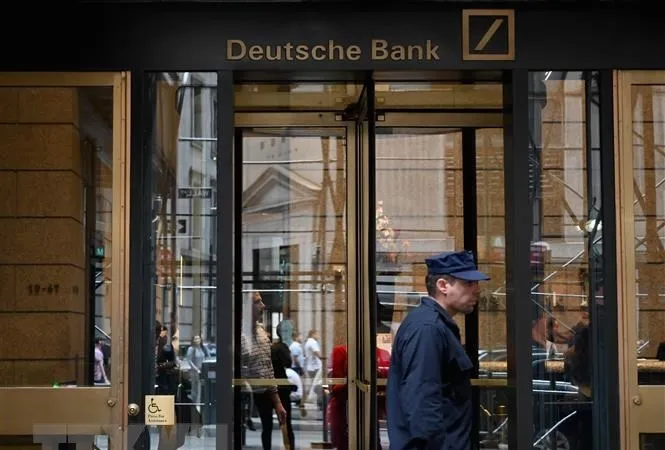 Một chi nhánh của Deutsche Bank tại New York, Mỹ. Ảnh: AFP/TTXVN