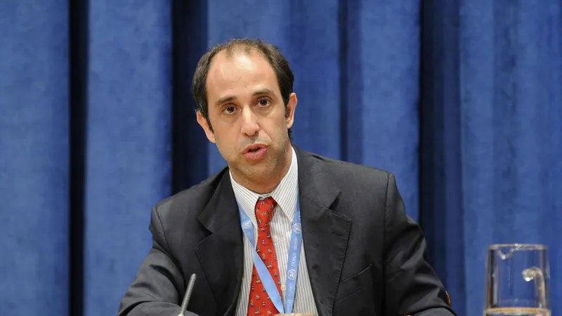 Ông Tomas Ojea Quintana