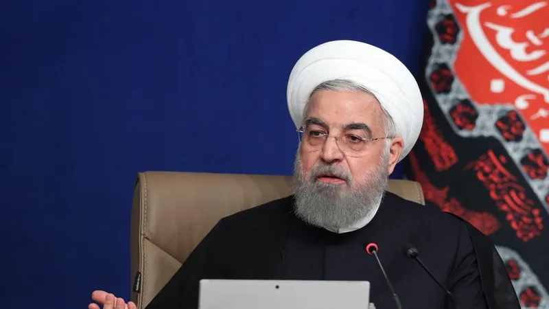 Tổng thống Iran Hassan Rouhani phát biểu tại cuộc họp nội các ở Tehran. Ảnh: AFP/TTXVN