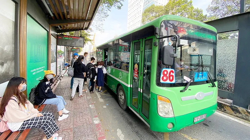 Nhiều giải pháp phát triển xe buýt