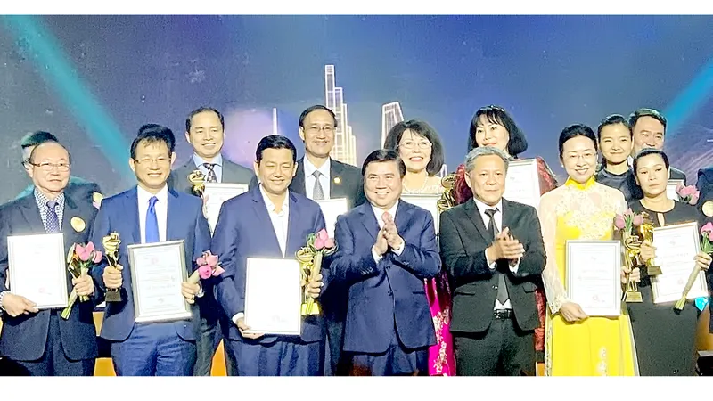 30 doanh nghiệp nhận giải thưởng Thương hiệu Vàng TPHCM năm 2020