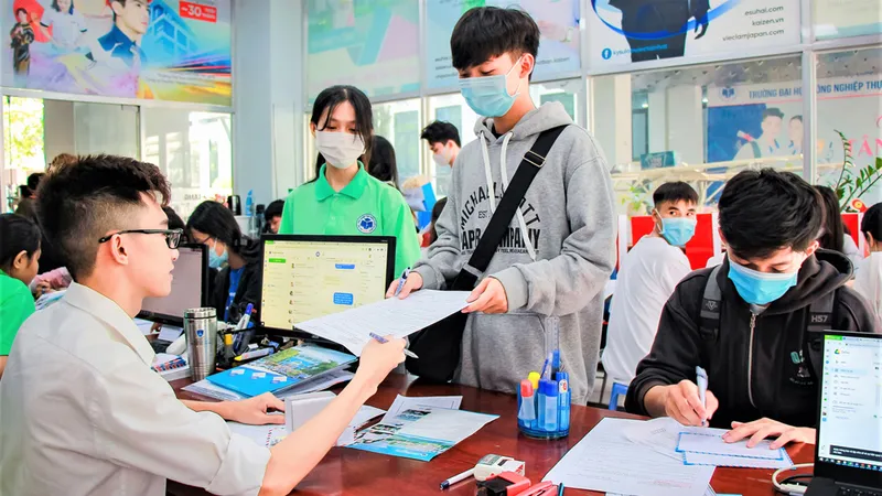 Coi chừng lạm dụng tuyển thẳng vào đại học