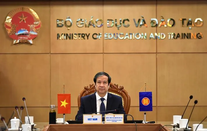 Bộ trưởng Nguyễn Kim Sơn dự Hội nghị tại điểm cầu Bộ GDĐT Việt Nam